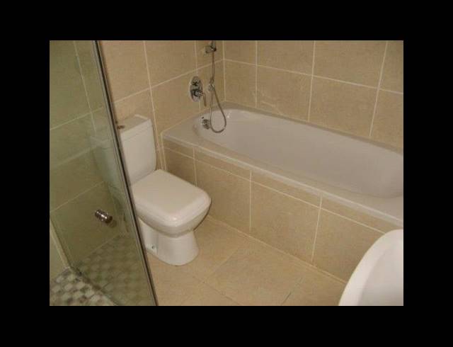 2 BEDROOM APARTMENT FOR SALE IN LA LUCIA RIDGE